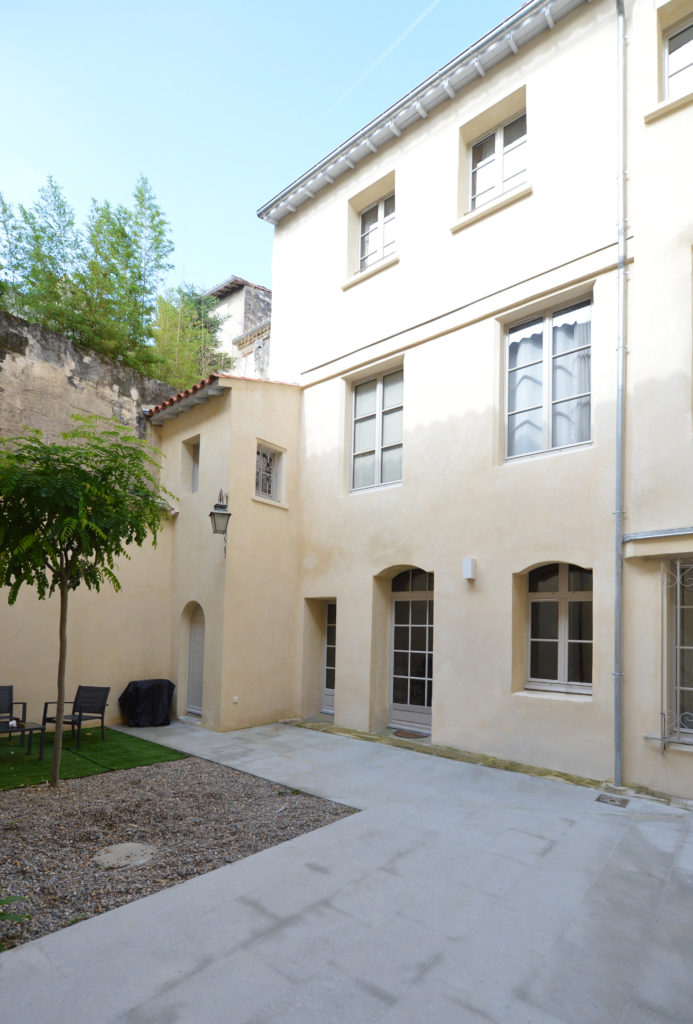 ARLES 3, rue des Suisses