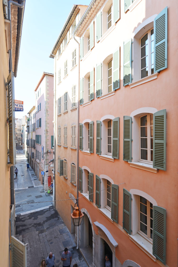 Toulon  39, rue Larmodieu