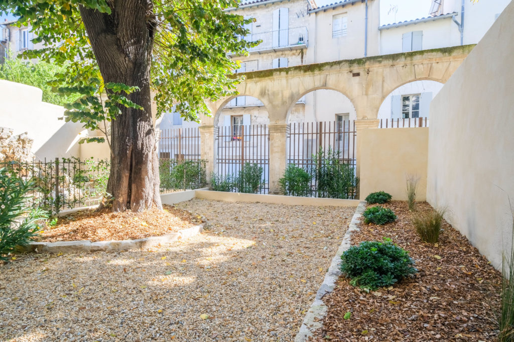 AVIGNON - Hôtel de Montaigu