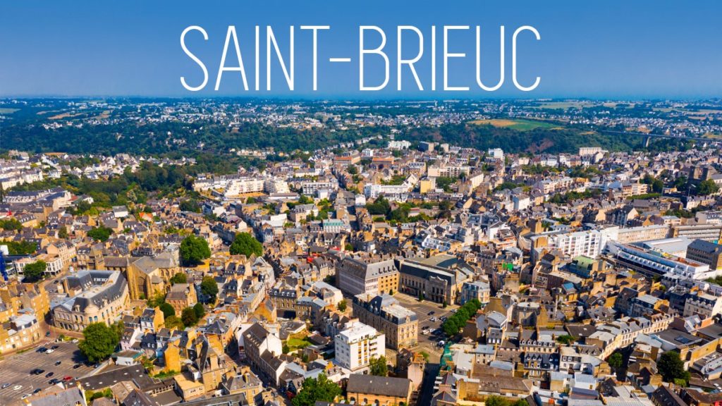 SAINT-BRIEUC - 3-6 Place de Gaulle