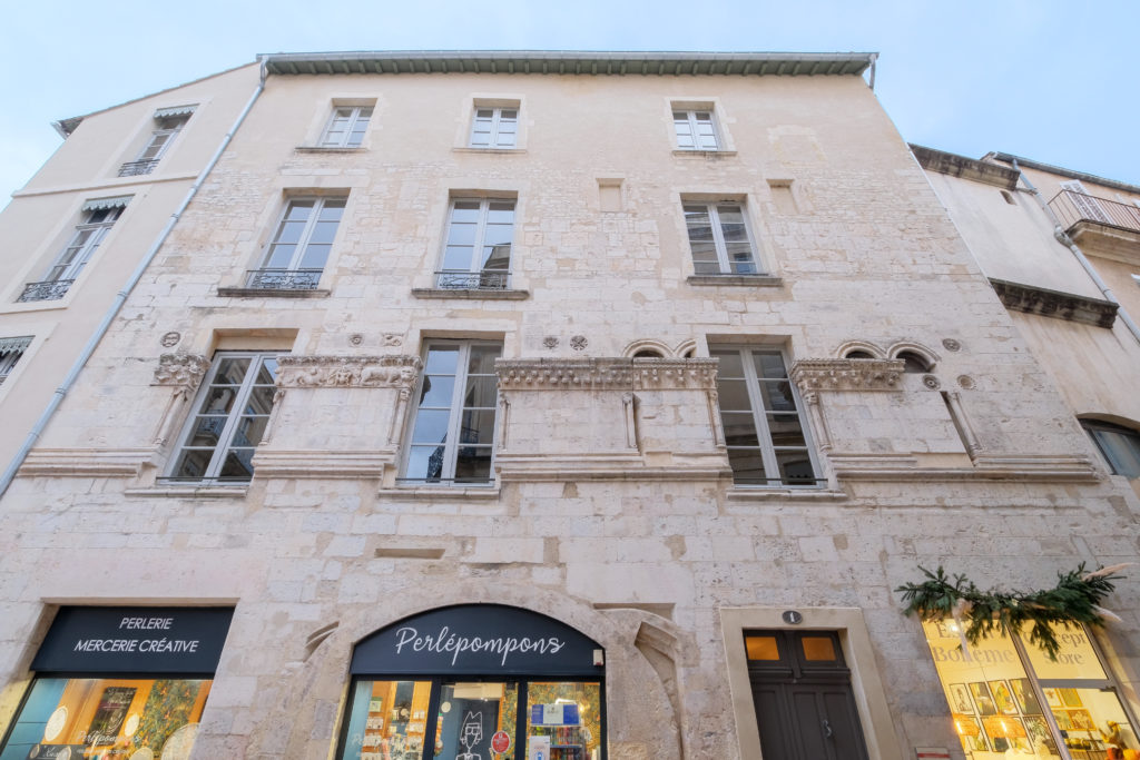 NIMES - 1, rue de la Madeleine