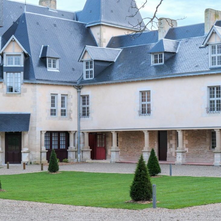 Le Château de la Mothe, édifice médiéval restauré par le Groupe CIR à proximité de Poitiers