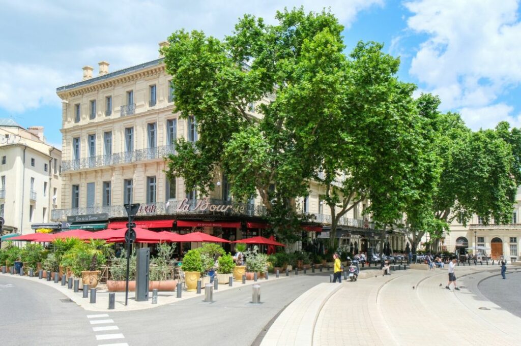 Lorem ipsum dolor sit amet, consectetur adipiscing elit. Ut quis efficitur ipsum. Vivamus vel nibh condimentum, semper tellus eget, commodo dolor.