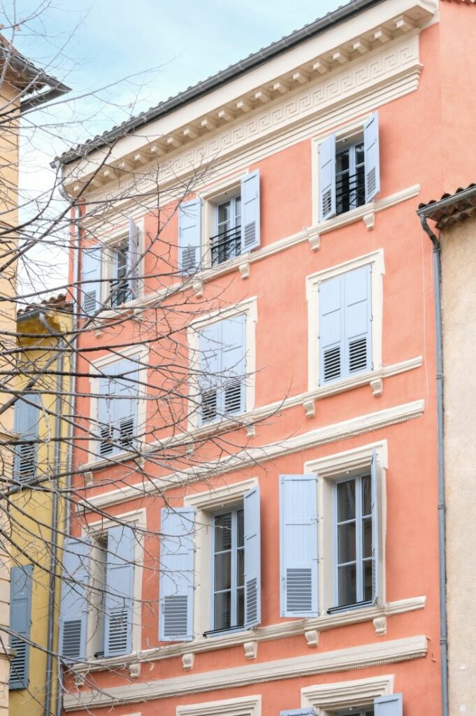 Lorem ipsum dolor sit amet, consectetur adipiscing elit. Ut quis efficitur ipsum. Vivamus vel nibh condimentum, semper tellus eget, commodo dolor.